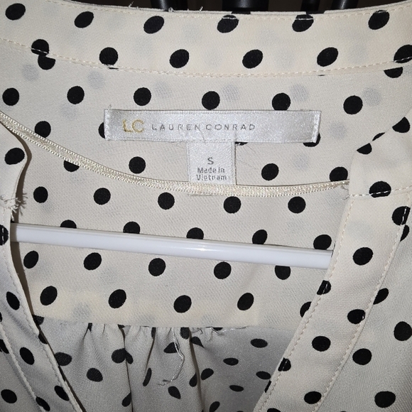 Lauren Conrad Polka Dot Blouse - White and Black Small - Picture 6 of 7